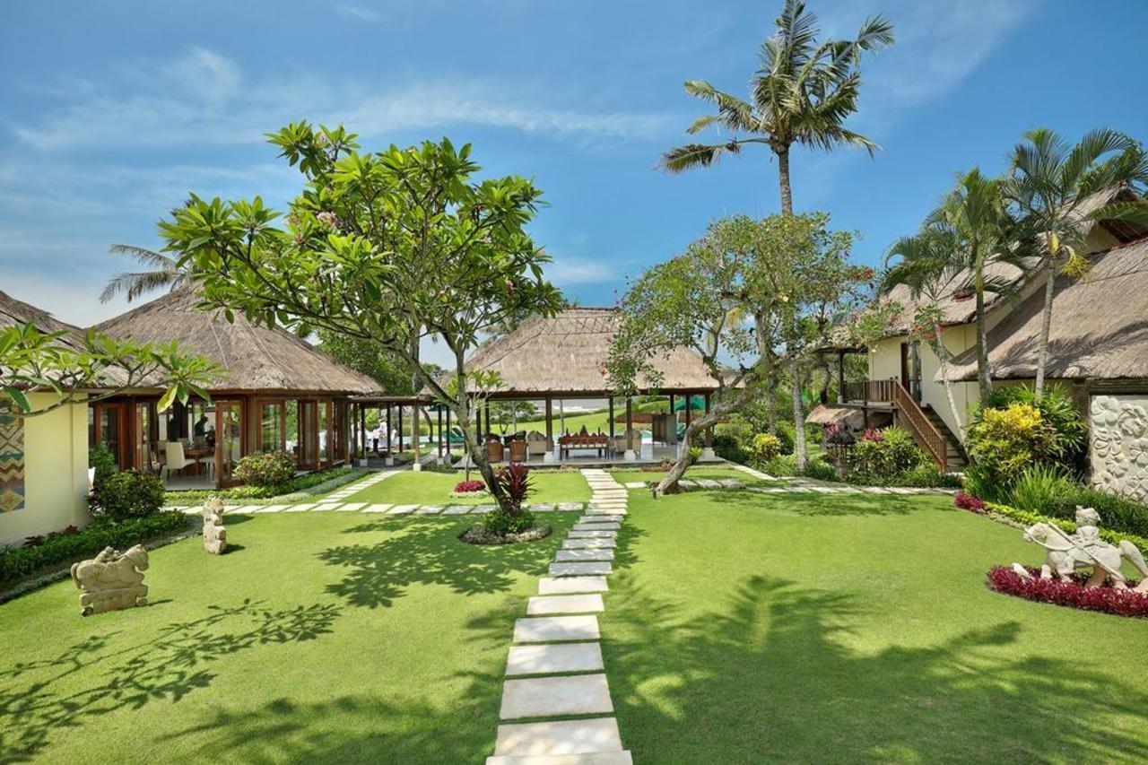 Impiana Private Villas Cemagi チャングー エクステリア 写真