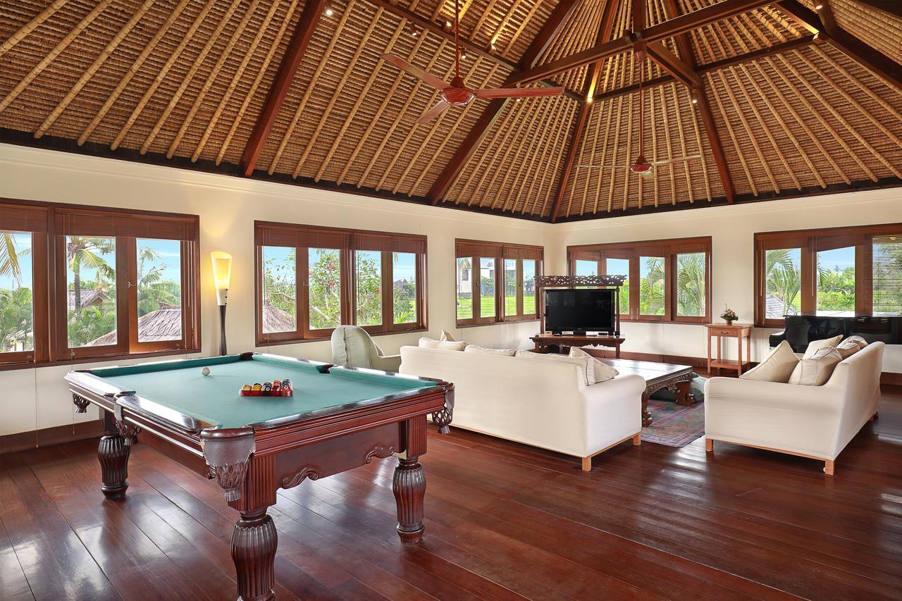 Impiana Private Villas Cemagi チャングー エクステリア 写真