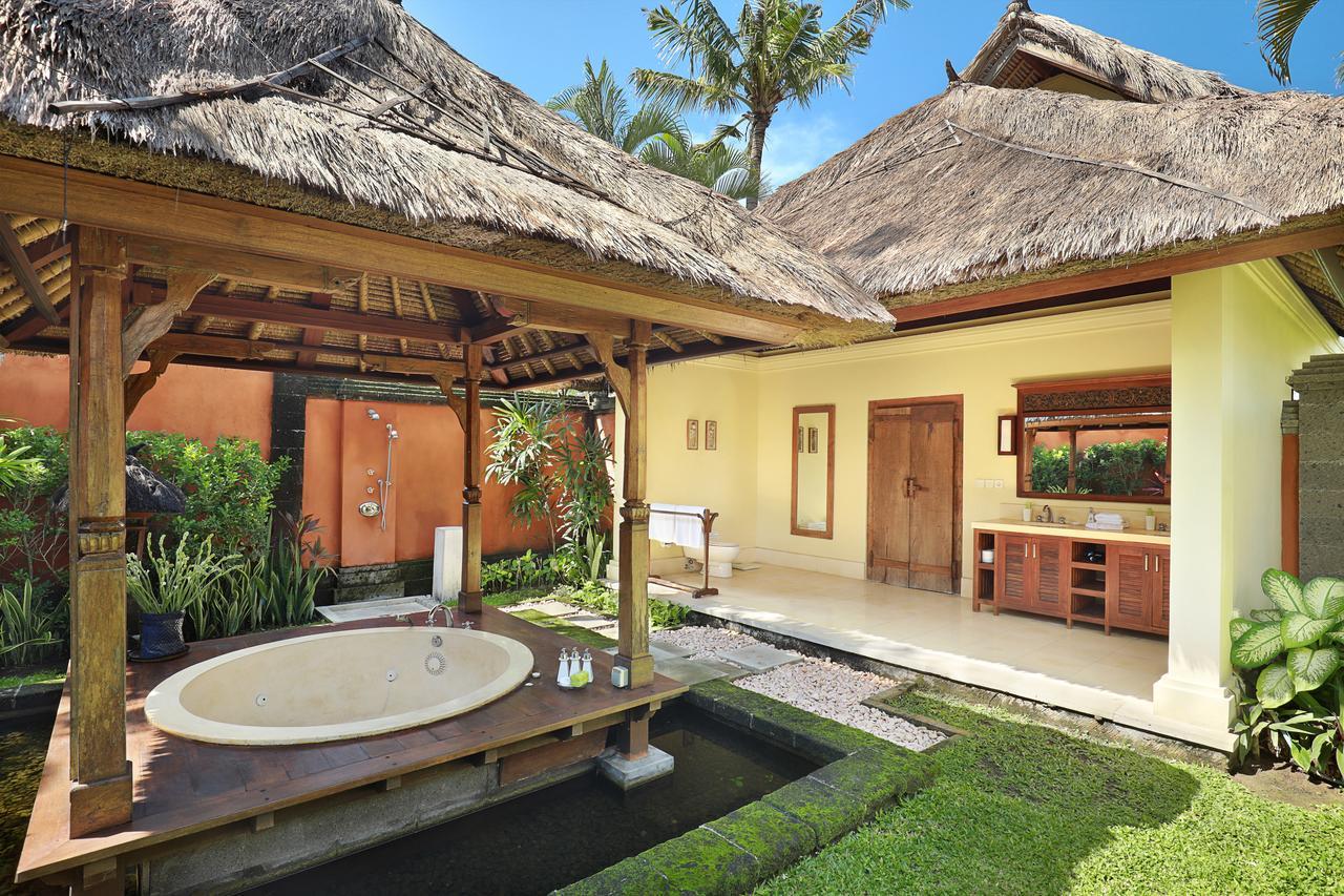 Impiana Private Villas Cemagi チャングー エクステリア 写真