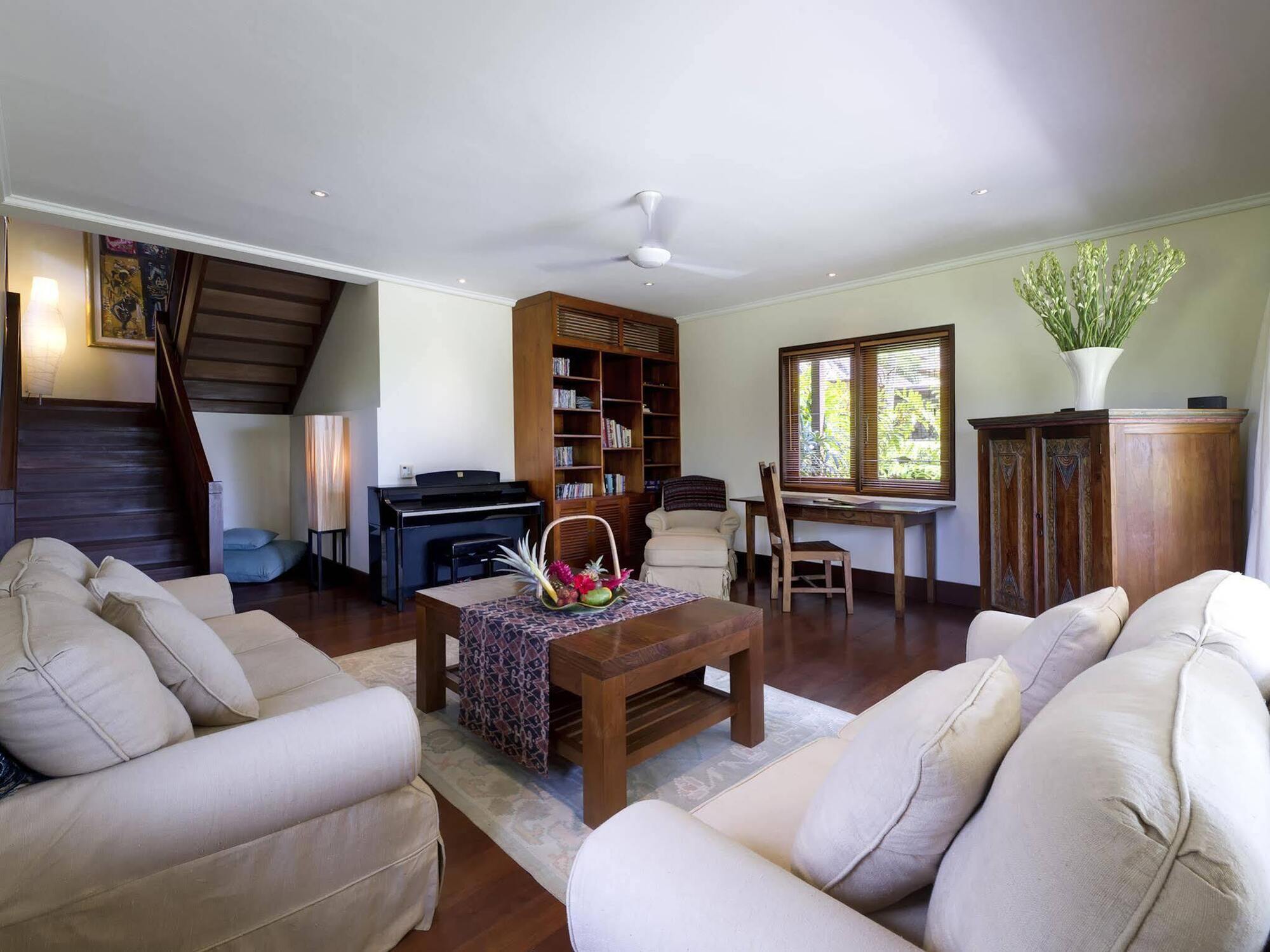 Impiana Private Villas Cemagi チャングー エクステリア 写真